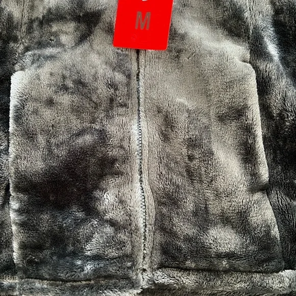 Brand new fuzzy soft warm jacket - Picture 6 of 7